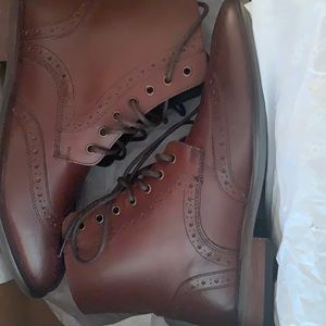 ASOS Design brogue boots in brown UK7 US8.5